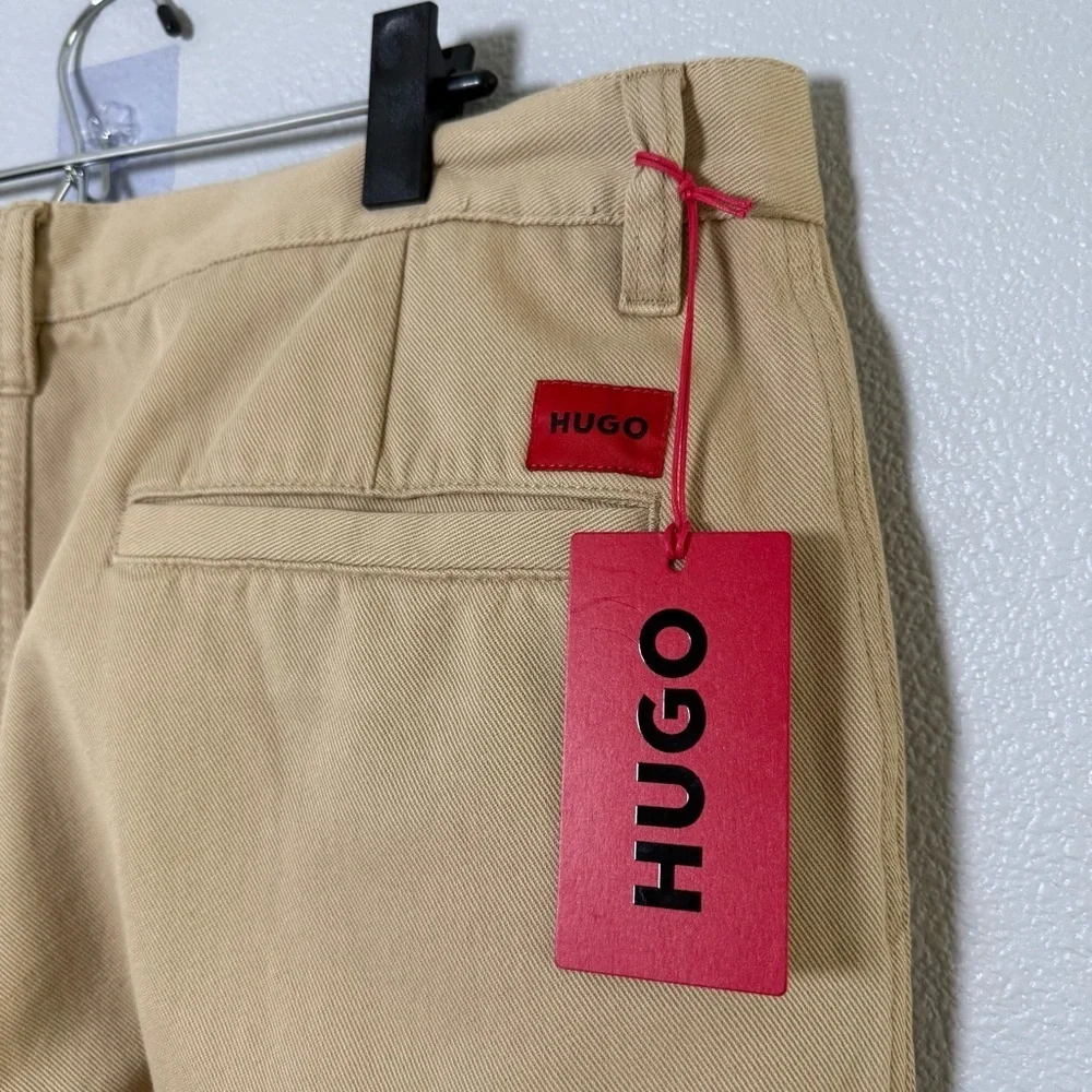 HUGO BOSS Men's 100% Cotton Flat Front Khaki Pants Size 38/32 NWT
